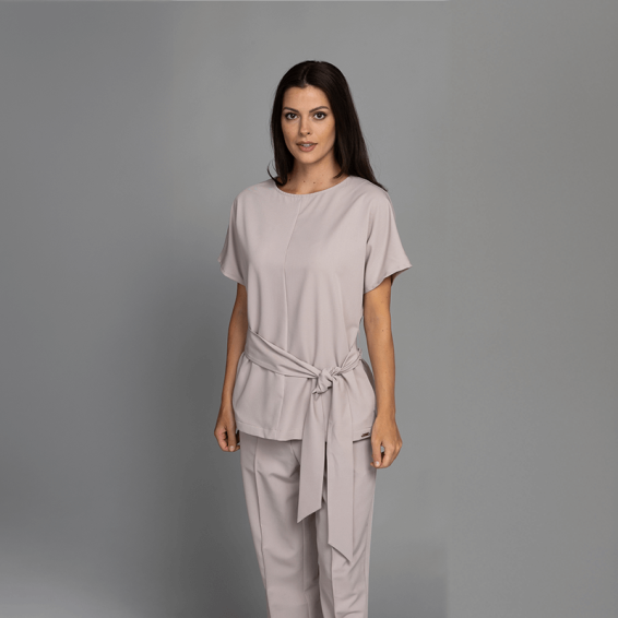 Медицинска туника Bwell Atelier SOFIA Бежов цвят