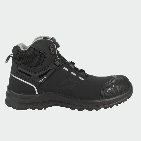 Високи работни обувки с бомбе BWOLF DEFENDER FIT HI S3S Черен цвят
